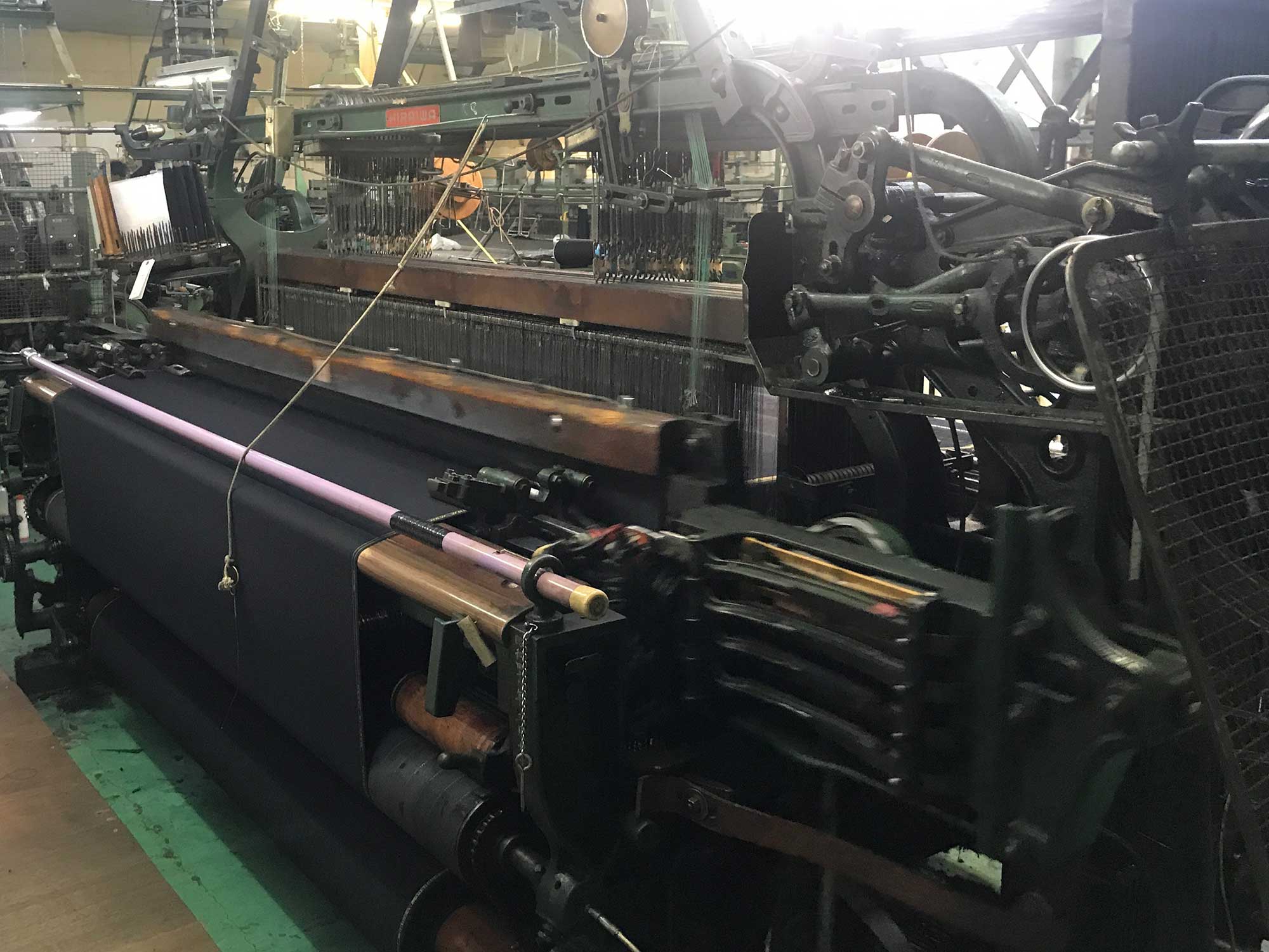 ションヘル織機